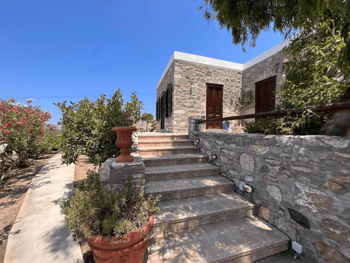 Πέτρινο Εξοχικό Σπίτι Στη Σύρο Agros  Exterior photo